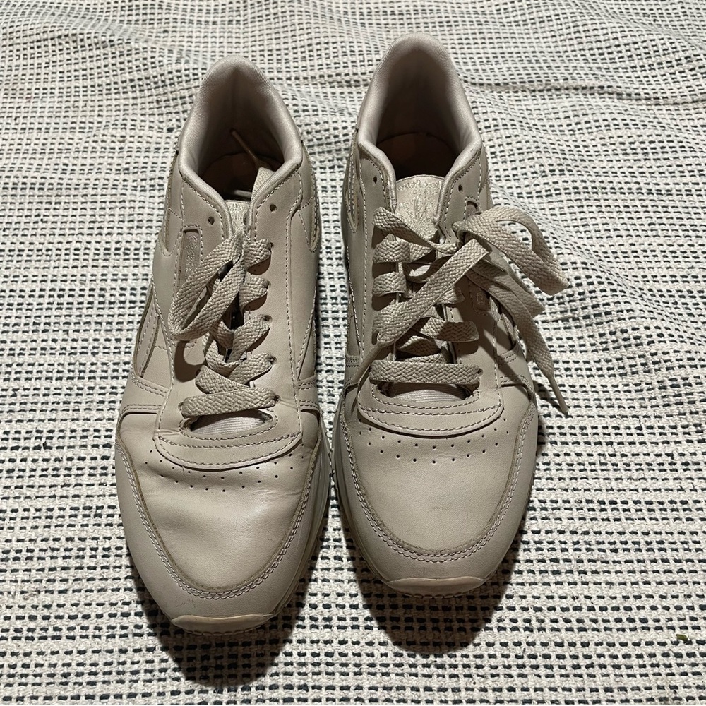 REEBOK Women's Classic Leather Sneaker Size 7